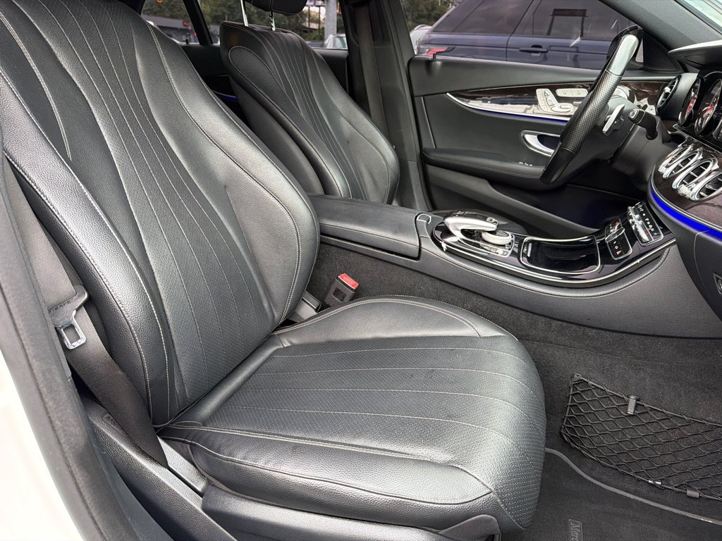 Used 2017 Mercedes-Benz E 300 4MATIC image 41