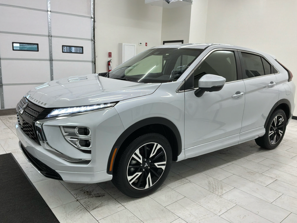 New 2025 Mitsubishi Eclipse Cross SEL AWD/4WD image 1