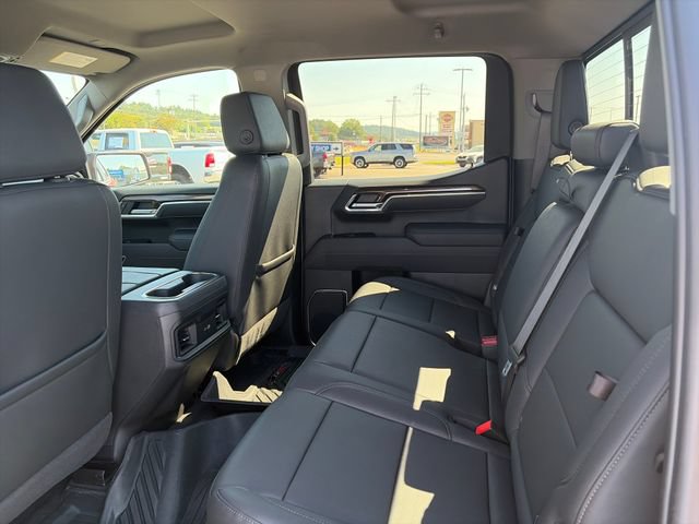 Used 2025 Chevrolet Silverado 1500 LT Trail Boss w/ LT Trail Boss Premium Package AWD/4WD image 14