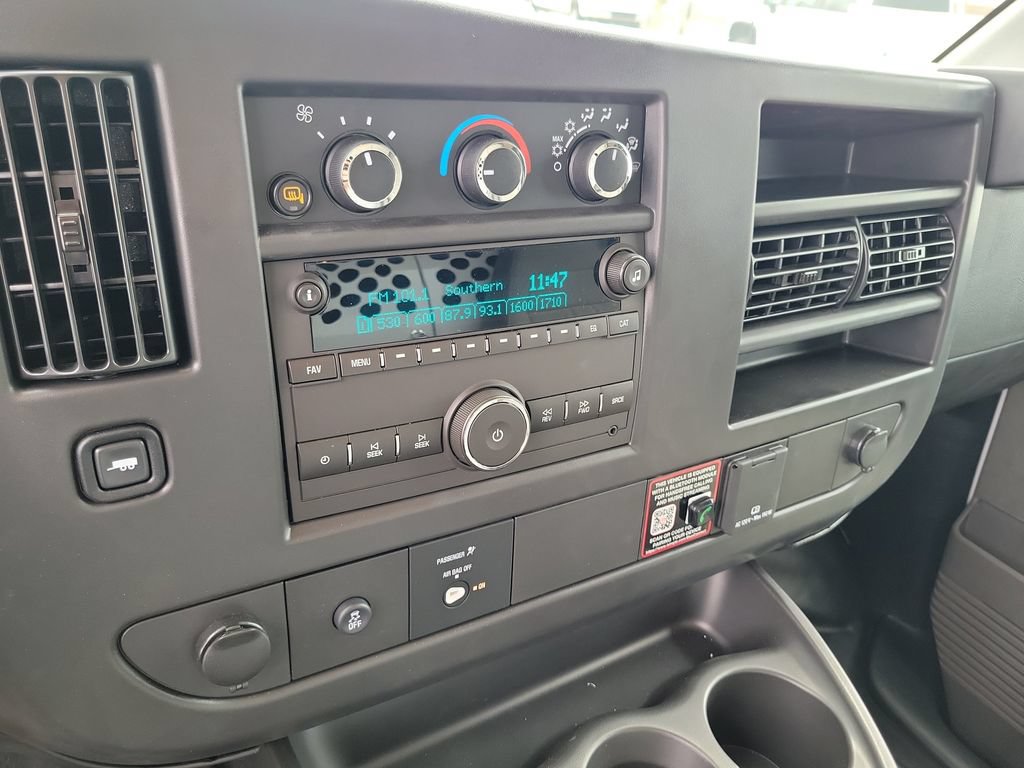 New 2026 Chevrolet Express 2500 w/ Driver Convenience Package RWD image 9