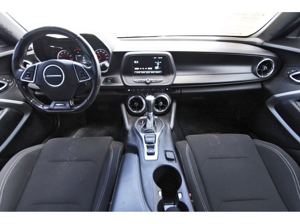 Used 2017 Chevrolet Camaro LT RWD image 10