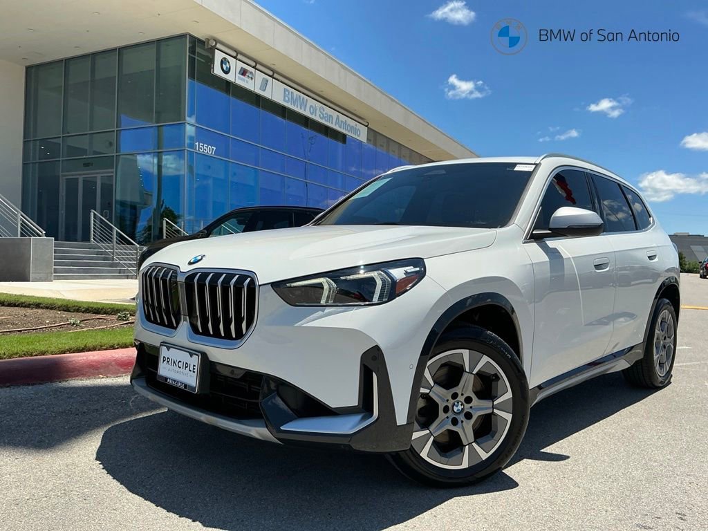 Certified 2024 BMW X1 xDrive28i w/ Convenience Package AWD/4WD image 1