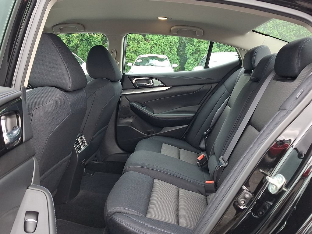 Used 2020 Nissan Maxima 3.5 S w/ Floor Mat Group FWD image 10