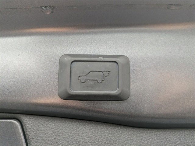 Used 2024 Toyota RAV4 XLE Premium image 14