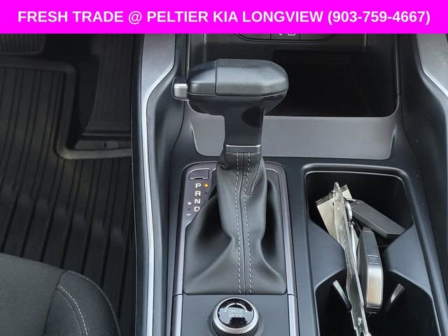 Used 2025 Kia Sorento LX image 23