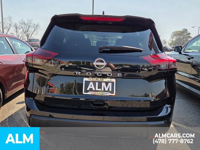 Used 2025 Nissan Rogue SV image 9