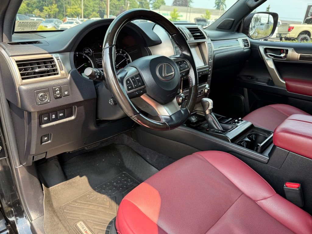 Used 2020 Lexus GX 460 Premium w/ Premium Package AWD/4WD image 23