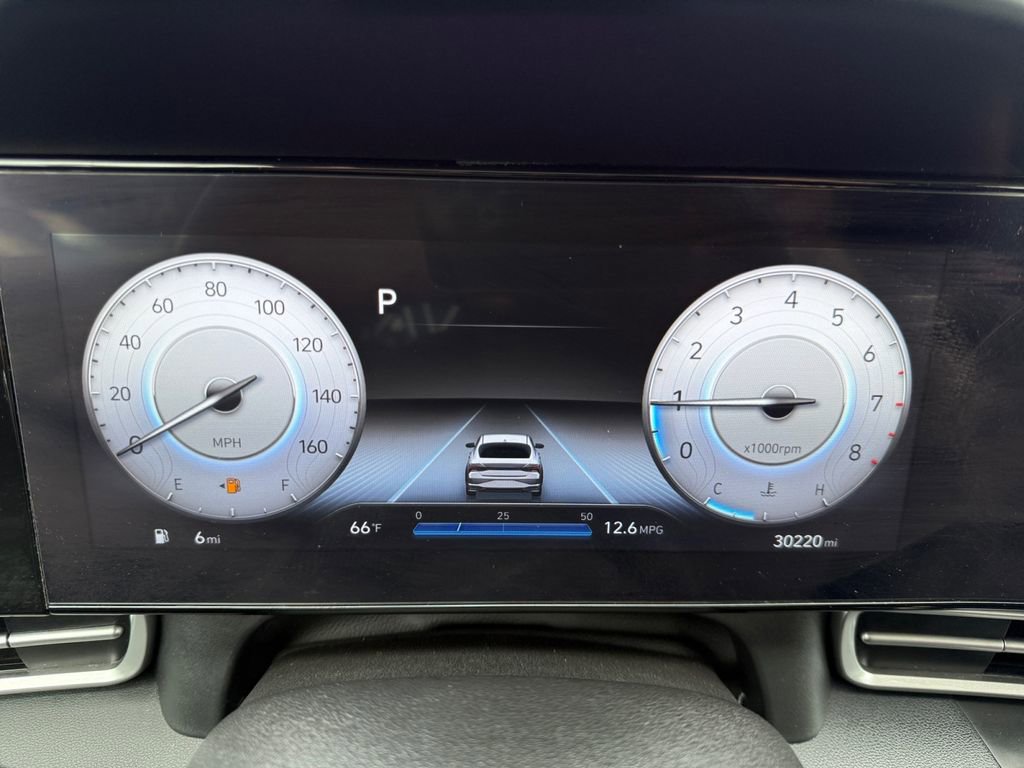 Used 2023 Hyundai Elantra SEL w/ Convenience Package image 13