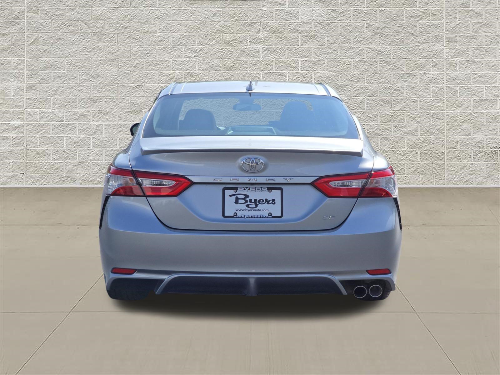 Used 2020 Toyota Camry SE FWD image 6