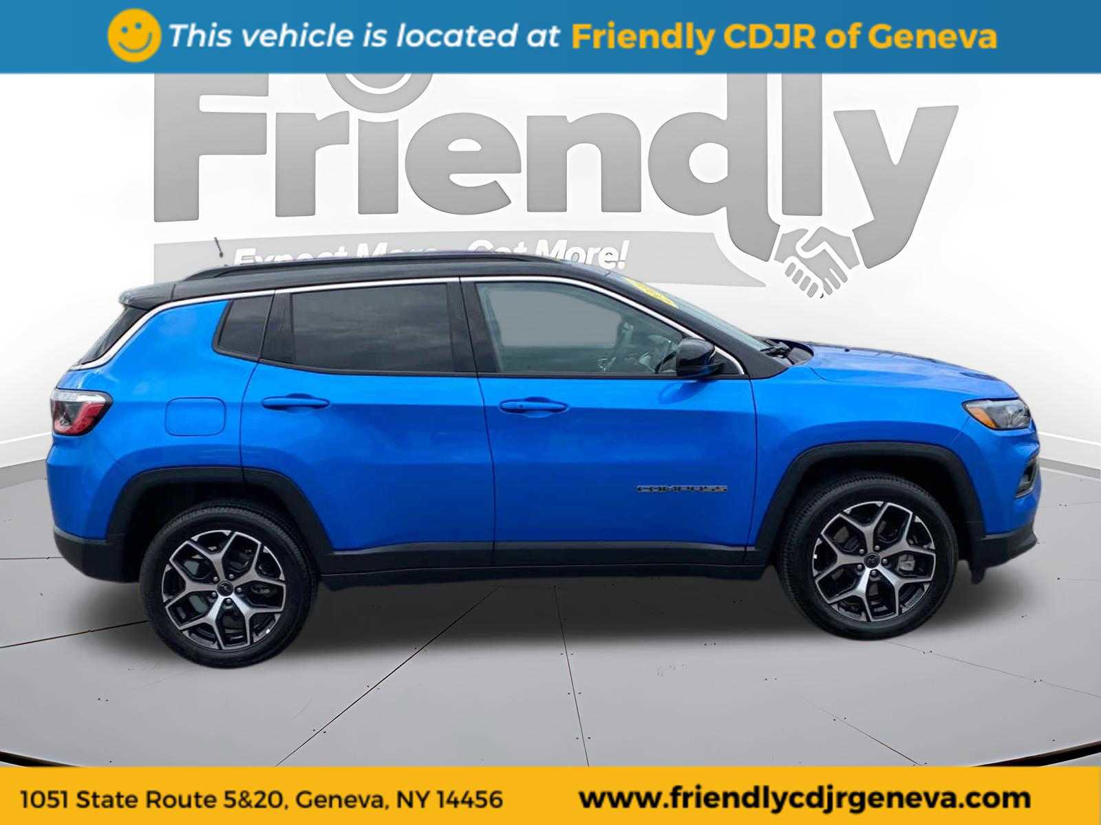 Used 2025 Jeep Compass Limited image 4