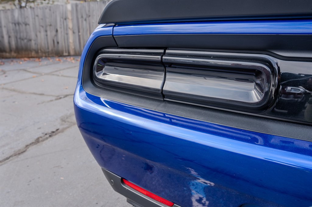 Used 2022 Dodge Challenger R/T w/ Plus Package image 10