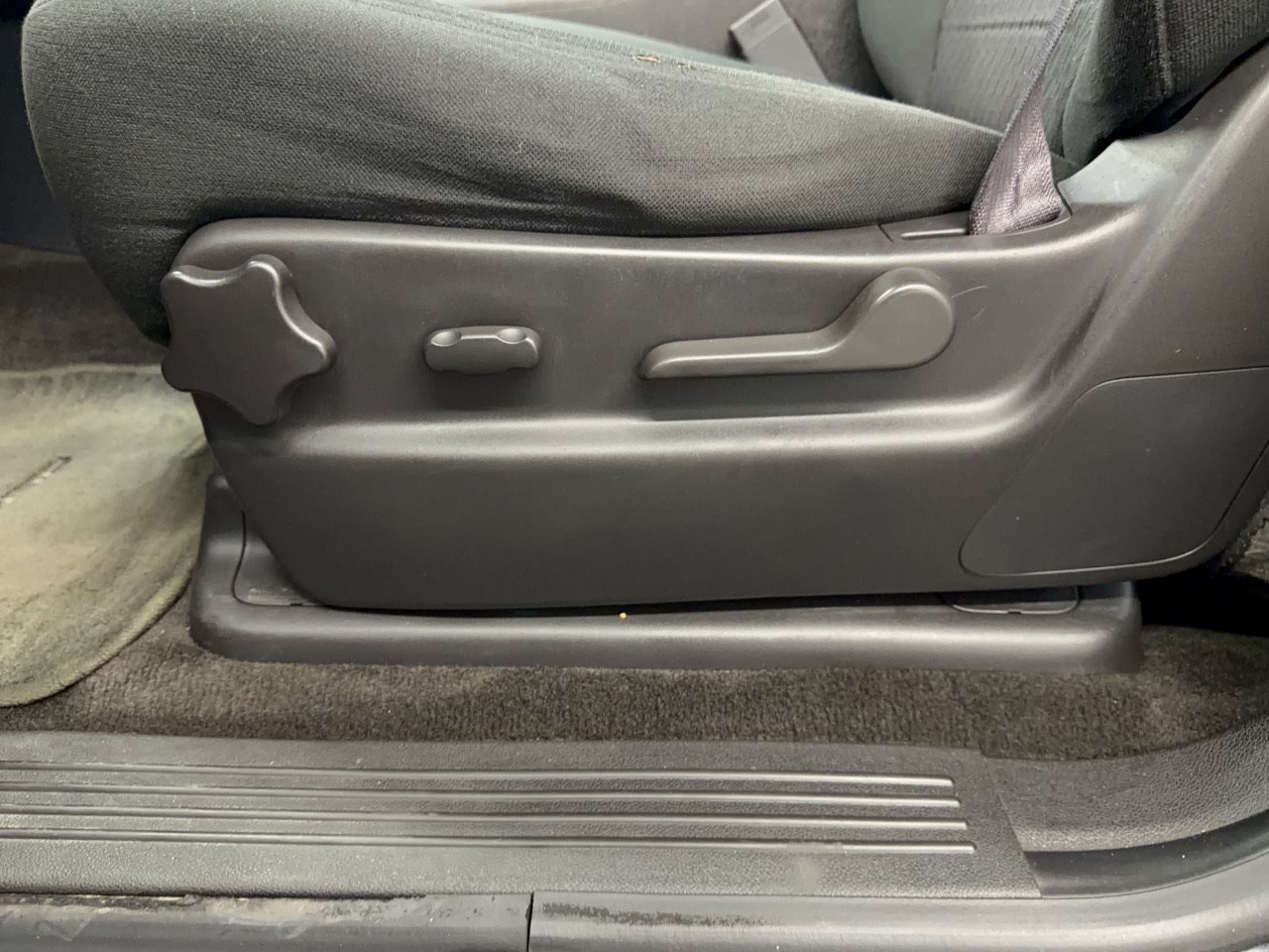 Used 2013 Chevrolet Tahoe LS w/ All-Star Edition RWD image 16