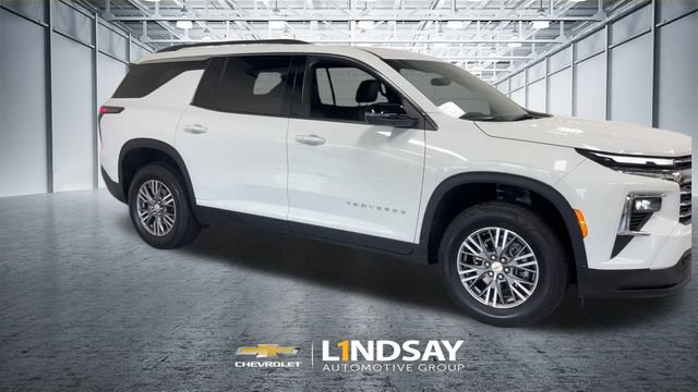Certified 2025 Chevrolet Traverse LT AWD/4WD image 3