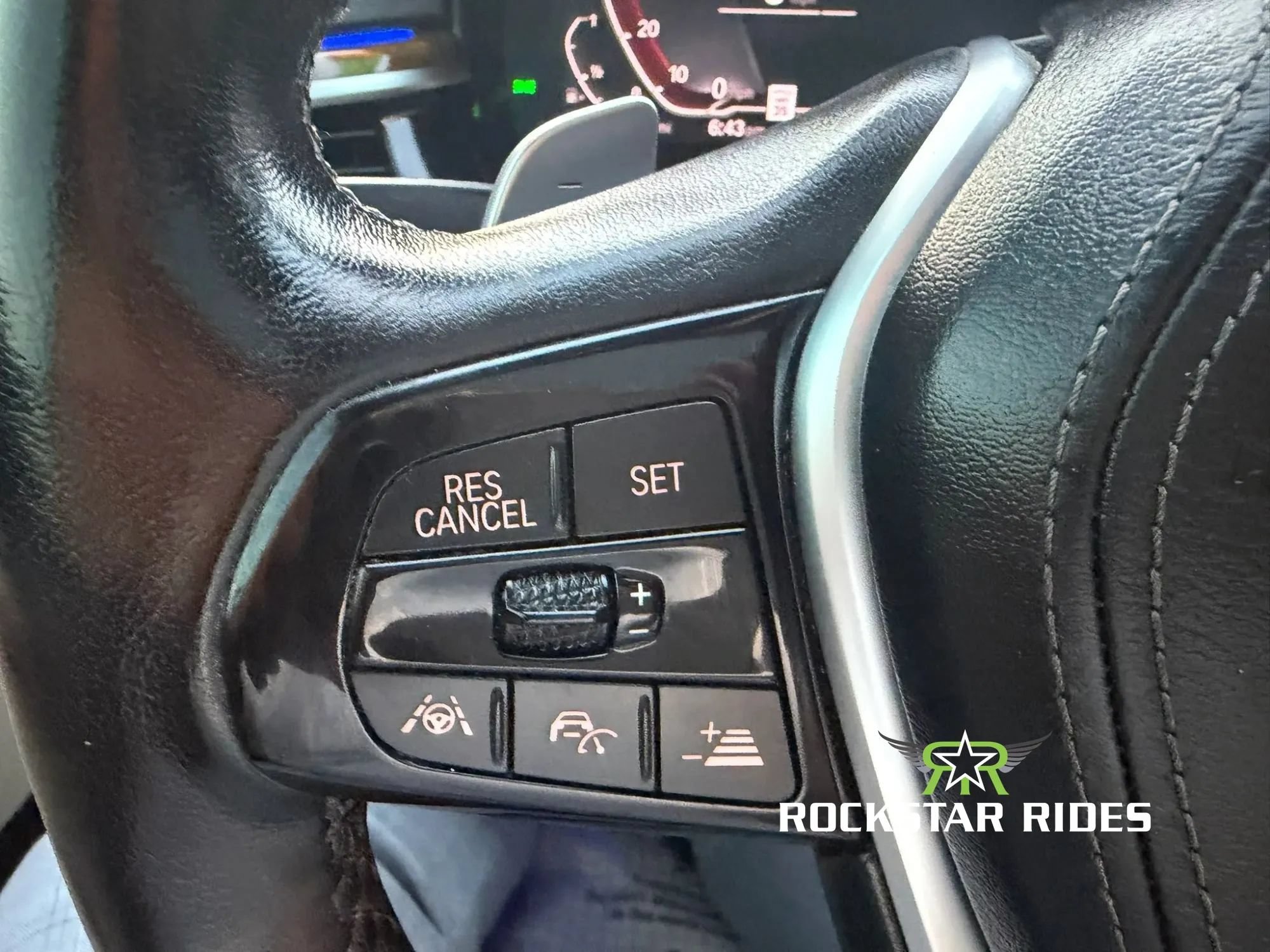 Used 2020 BMW 530i w/ M Sport Package RWD image 17