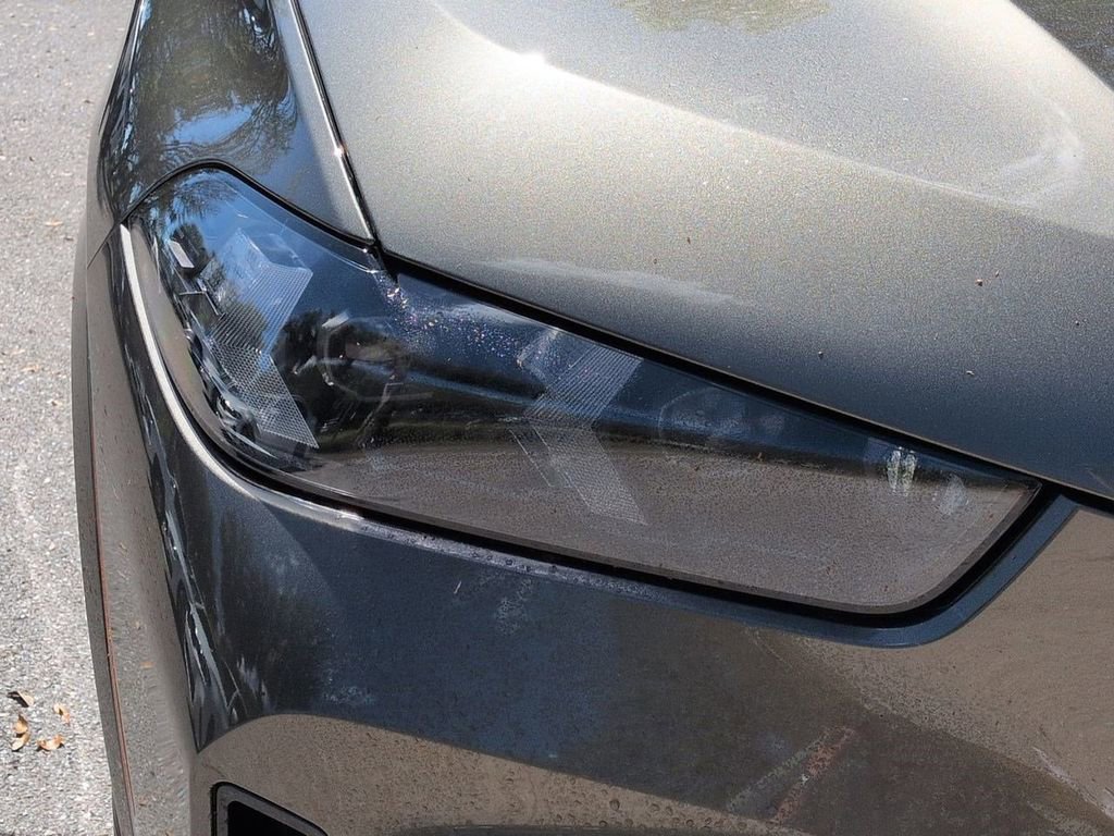 New 2026 BMW X5 xDrive40i w/ M Sport Package image 9