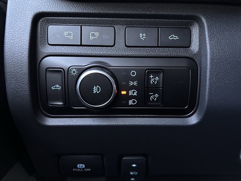 Used 2024 Ford F350 Platinum image 26