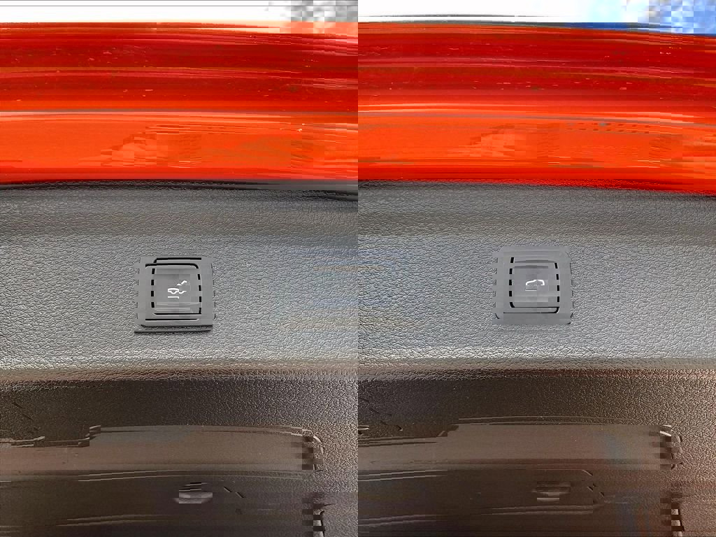 Used 2025 Audi Q3 2.0T Premium image 35