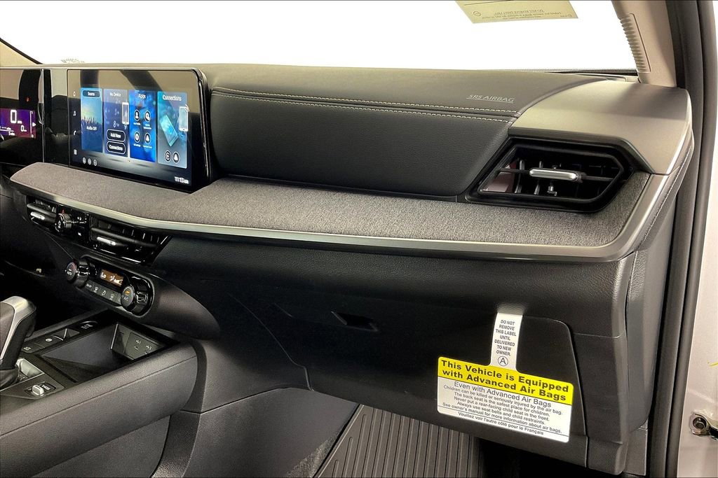 New 2026 Nissan Kicks SV w/ Charging Package image 18