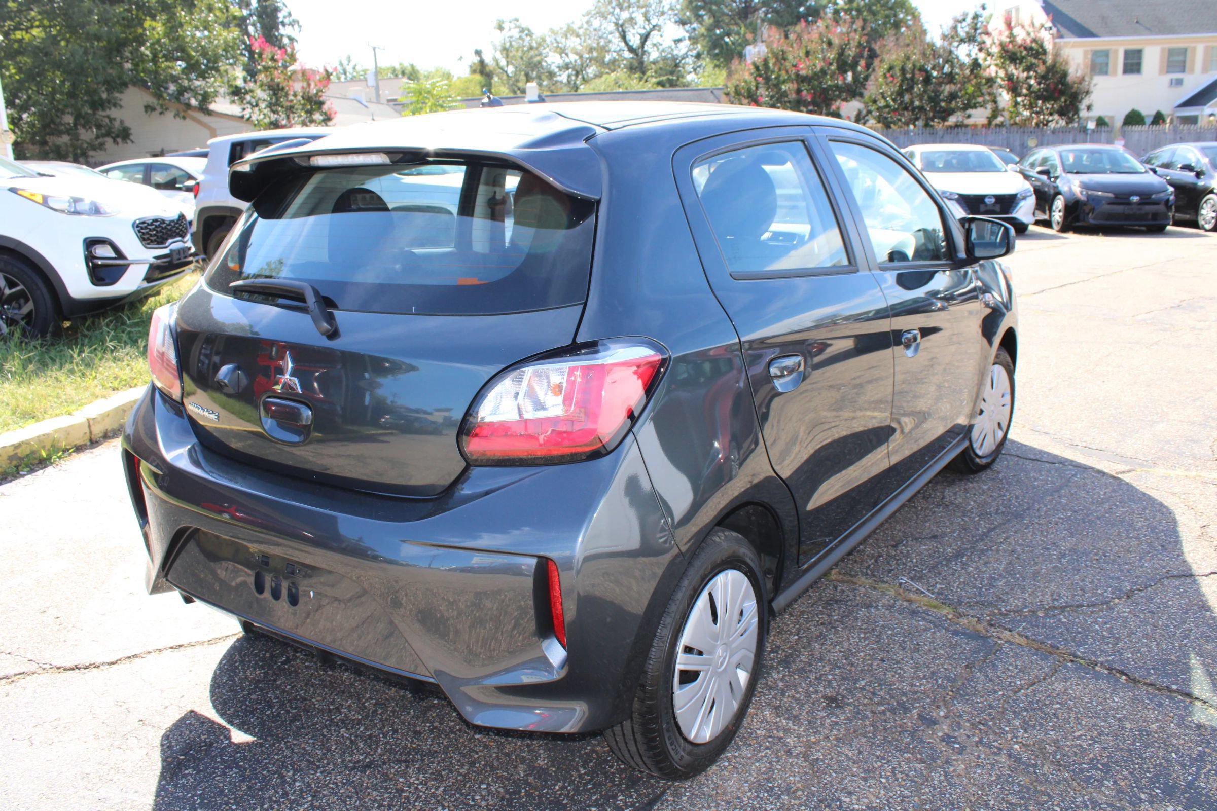 Used 2024 Mitsubishi Mirage ES FWD image 4