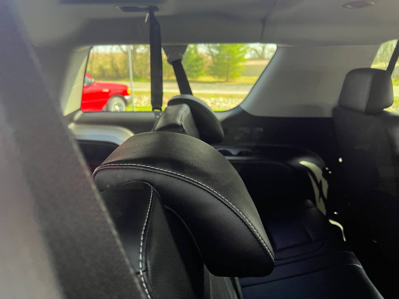 Used 2019 GMC Yukon XL SLT AWD/4WD image 14