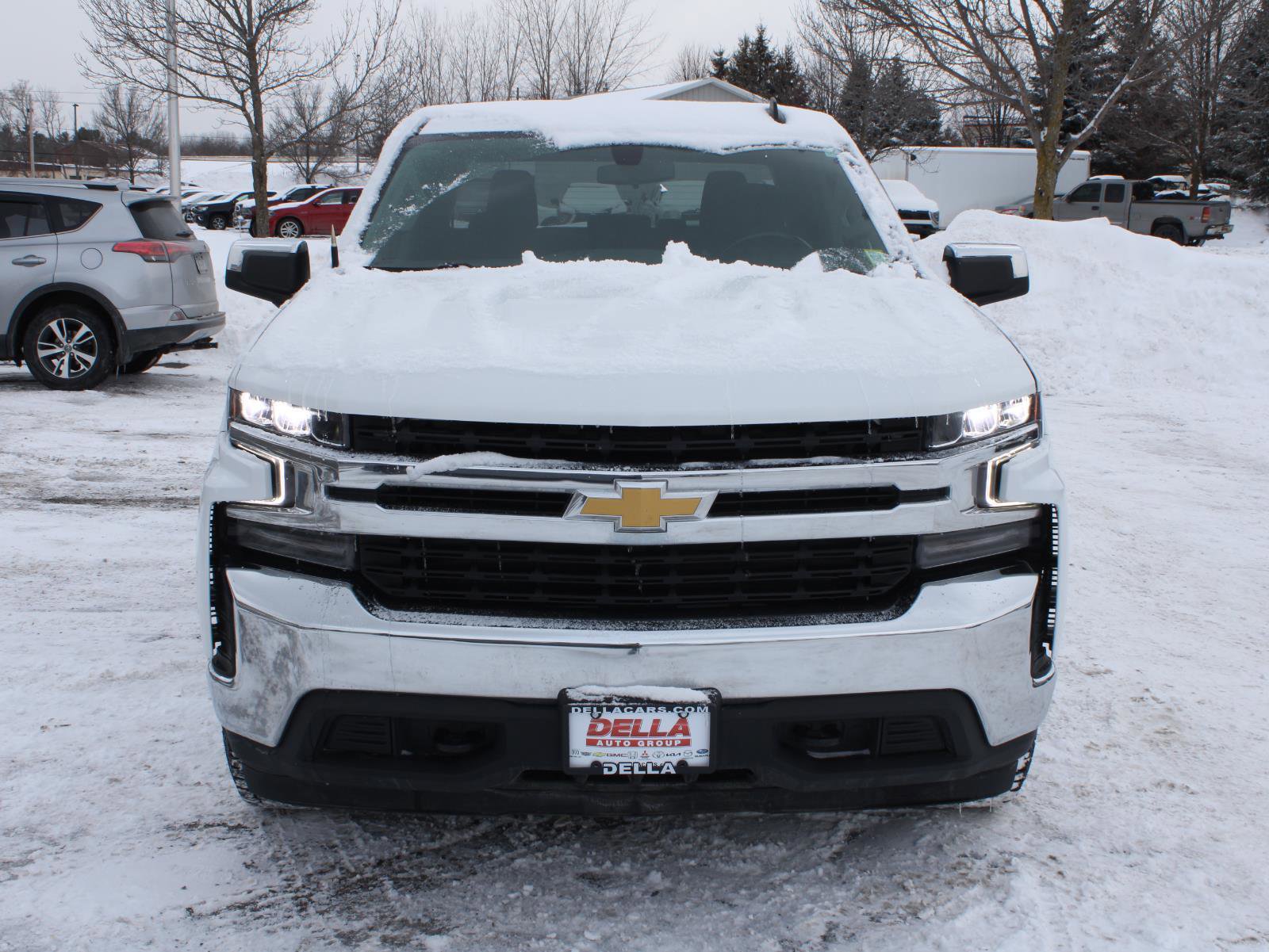 Used 2021 Chevrolet Silverado 1500 LT image 2