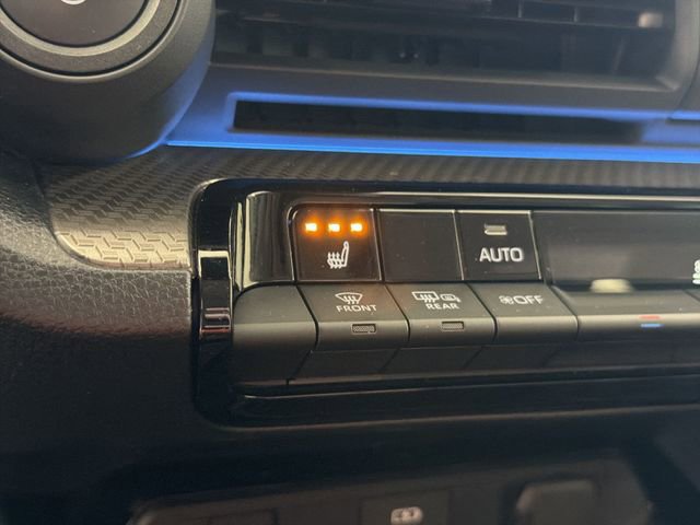 Used 2025 Toyota Prius XLE image 28