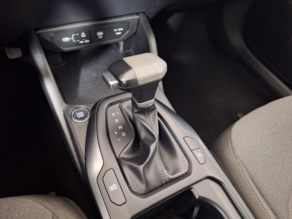 Used 2025 Kia K4 FWD image 15