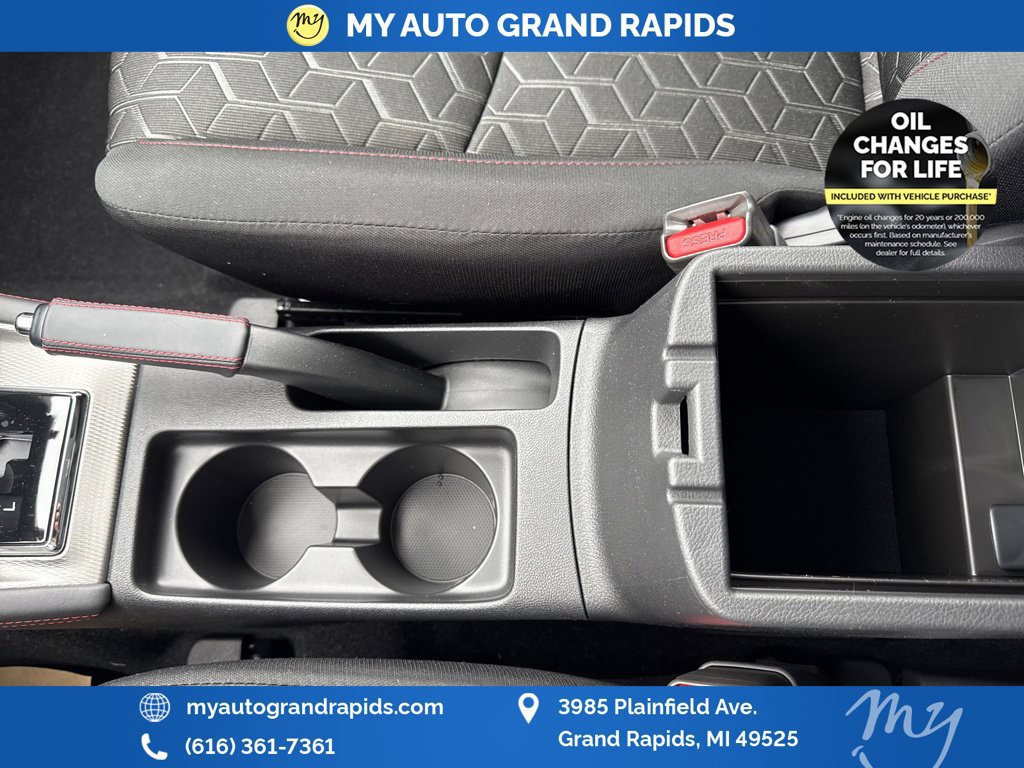 Used 2025 Mitsubishi Outlander Sport LE AWD/4WD image 23