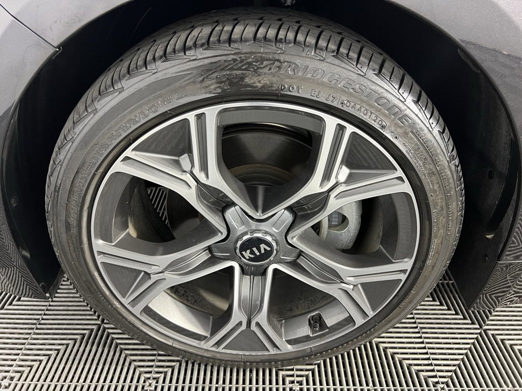 Used 2021 Kia Stinger GT-Line image 12