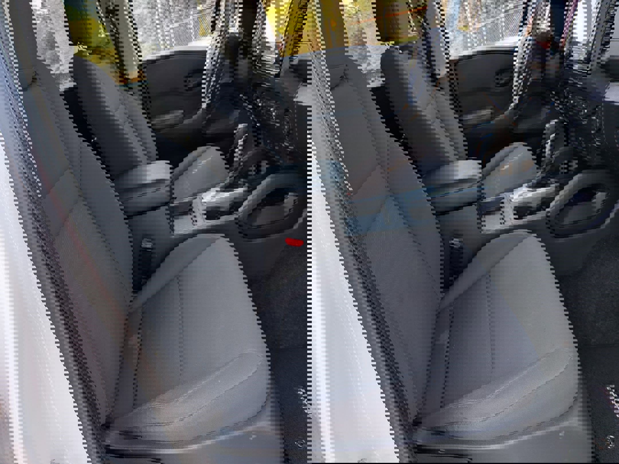 Used 2022 Nissan Frontier S w/ Technology Package image 31