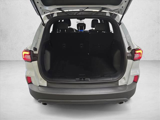 Used 2025 Ford Escape ST-Line image 13