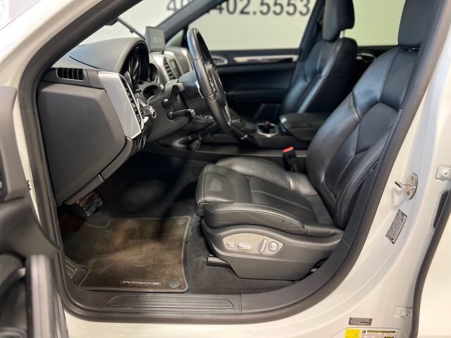 Used 2014 Porsche Cayenne Diesel AWD/4WD image 19