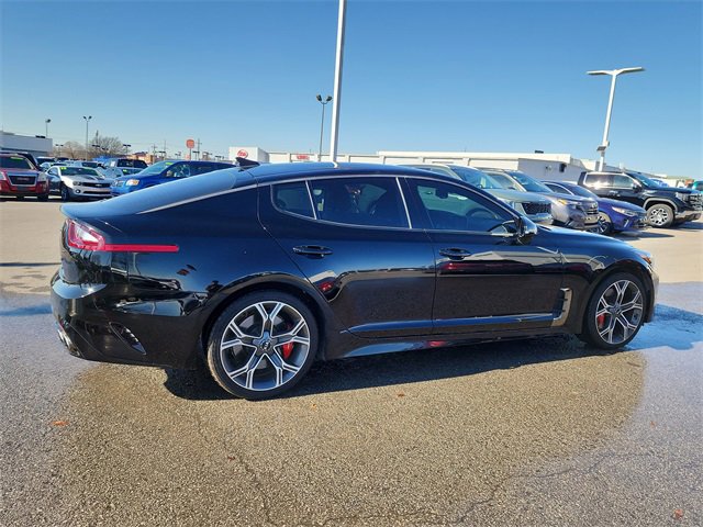 Used 2020 Kia Stinger GT image 2