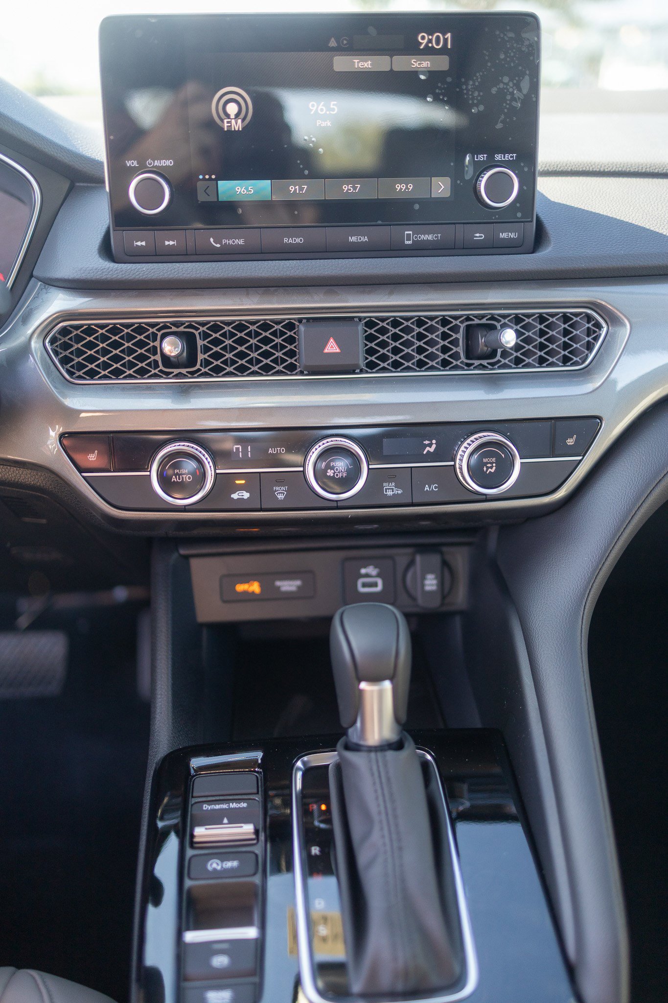 New 2025 Acura Integra image 5