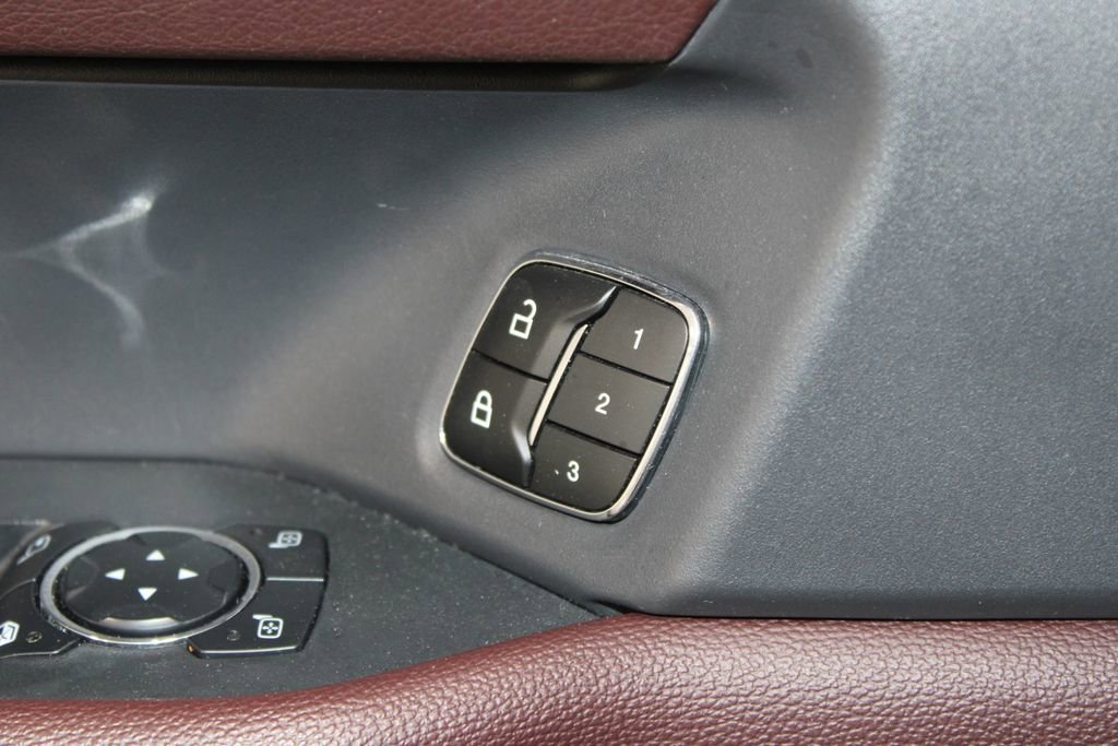 Used 2023 Ford Expedition Max Limited image 27