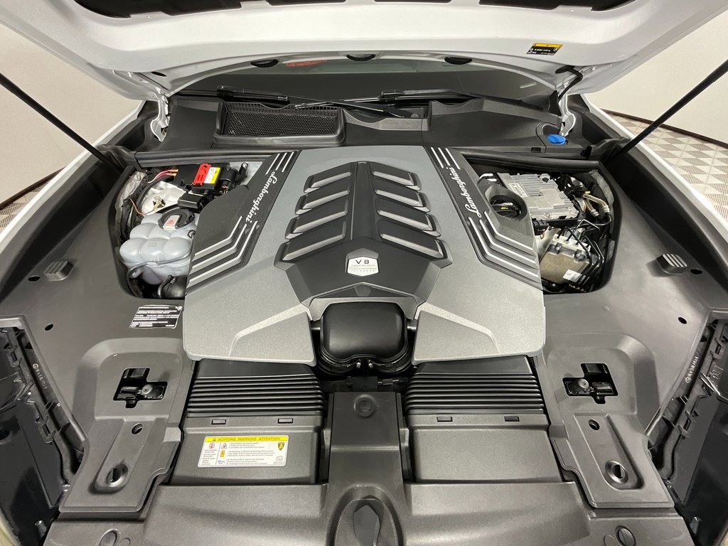 Used 2020 Lamborghini Urus image 28