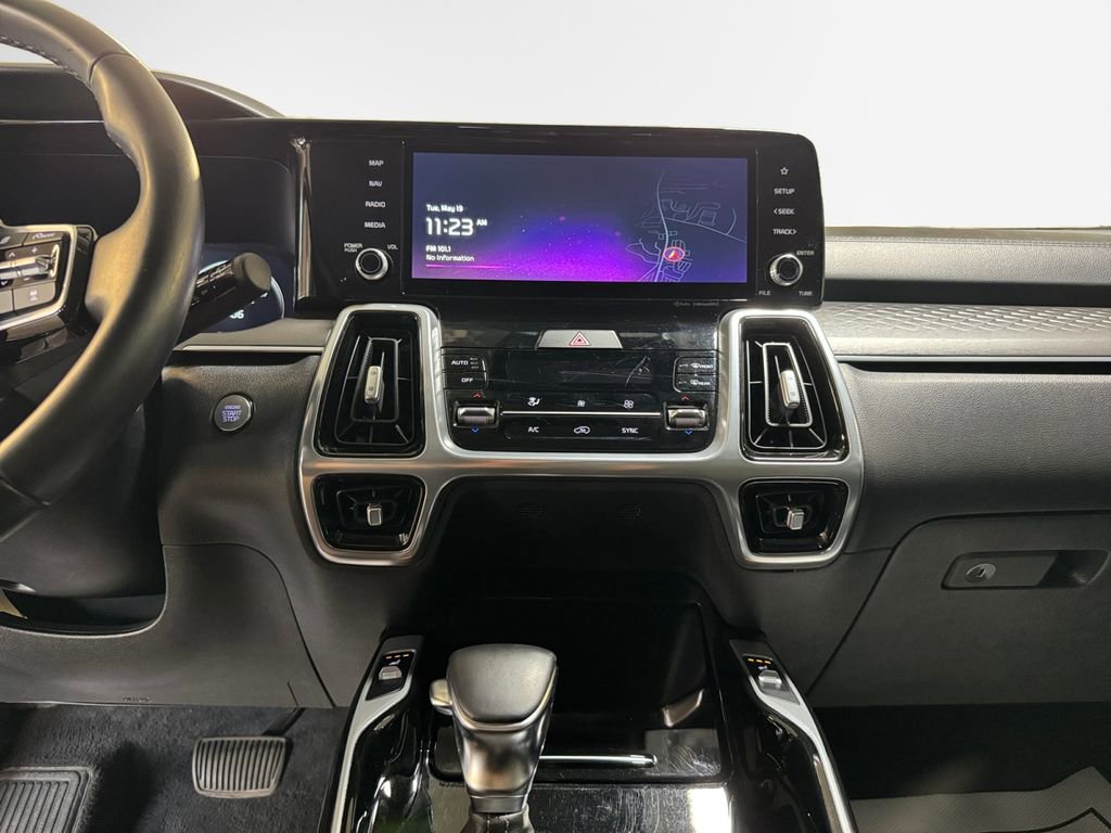 Certified 2023 Kia Sorento SX AWD/4WD image 22
