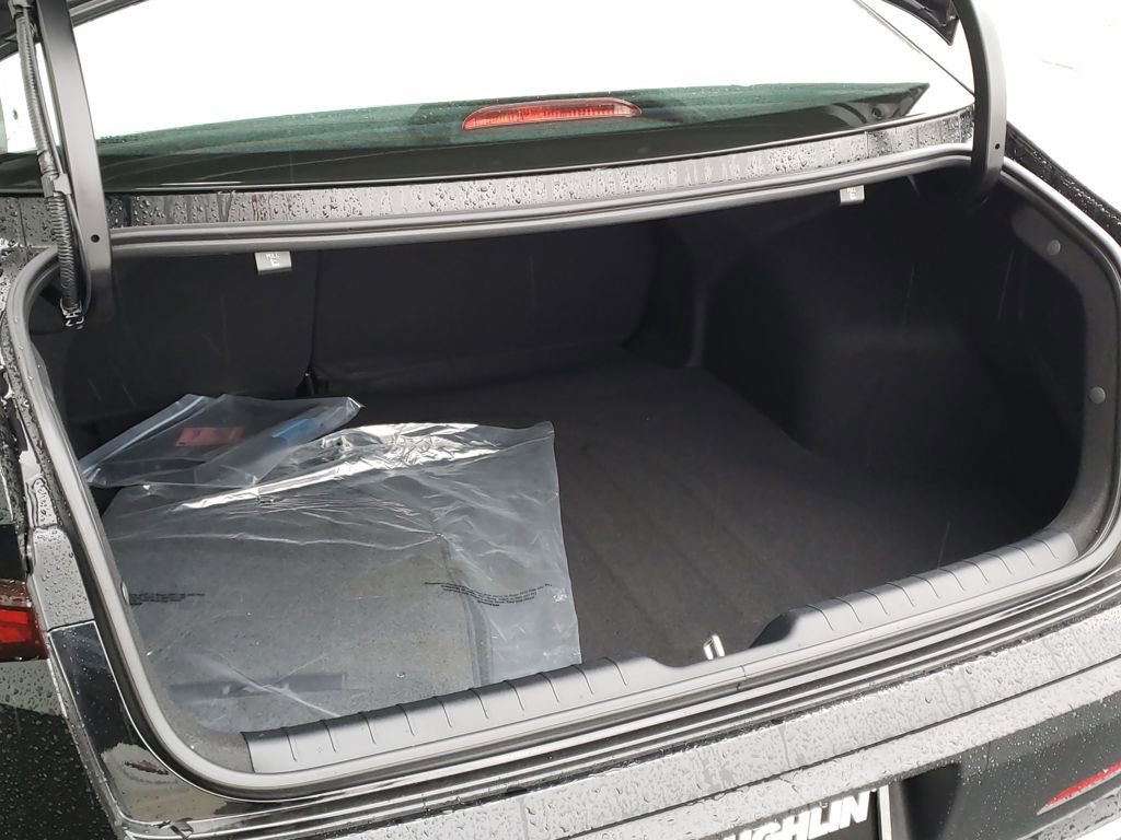 New 2025 Kia K4 LXS image 7