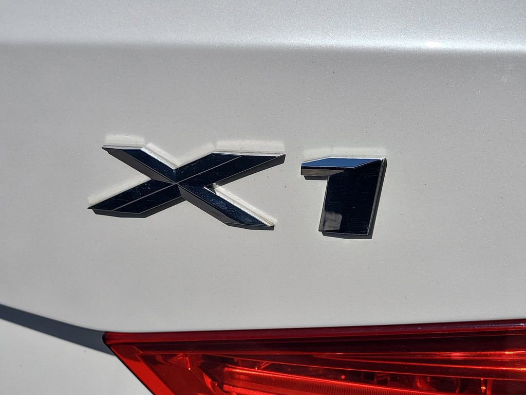 Used 2015 BMW X1 xDrive28i image 14