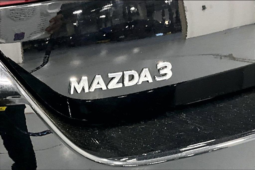 Used 2023 MAZDA MAZDA3 s image 39