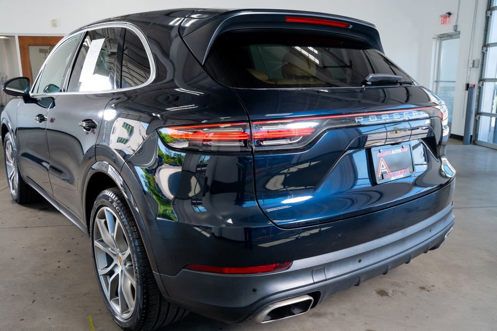 Used 2021 Porsche Cayenne AWD/4WD image 21