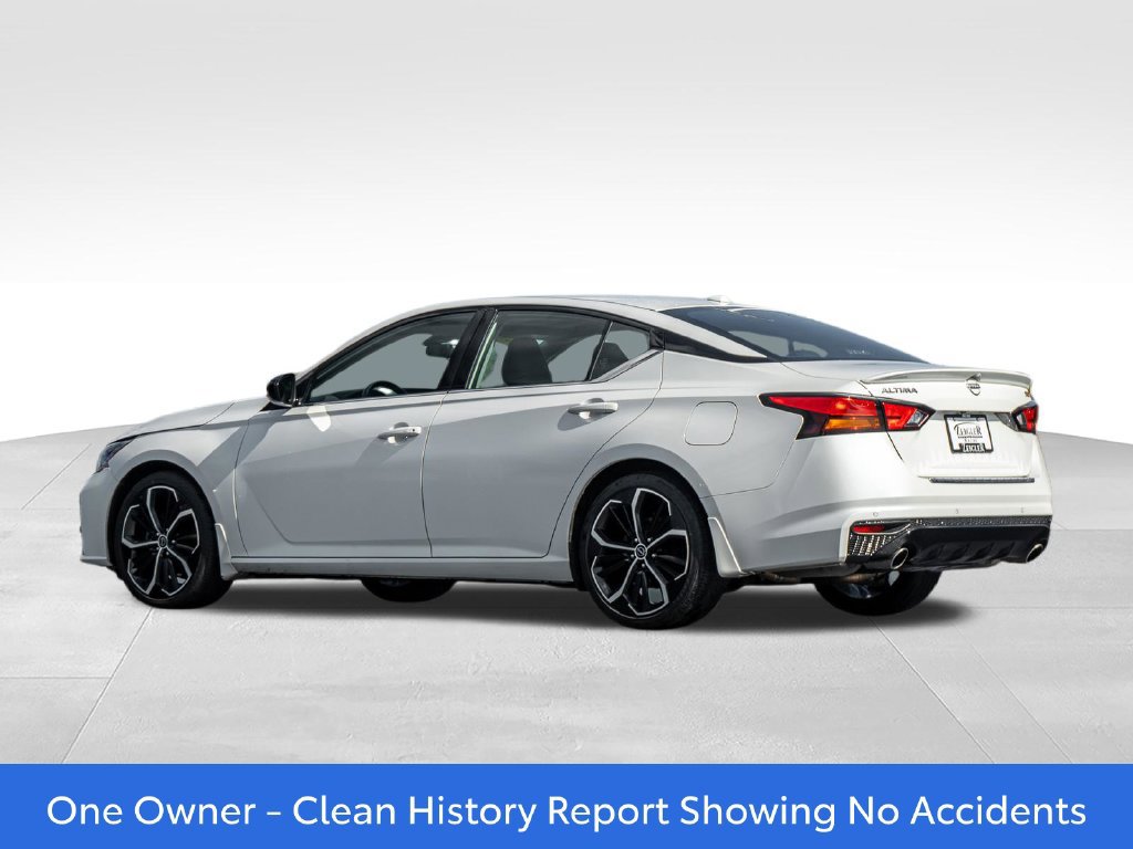Used 2023 Nissan Altima 2.5 SR w/ SR Premium Package FWD image 5