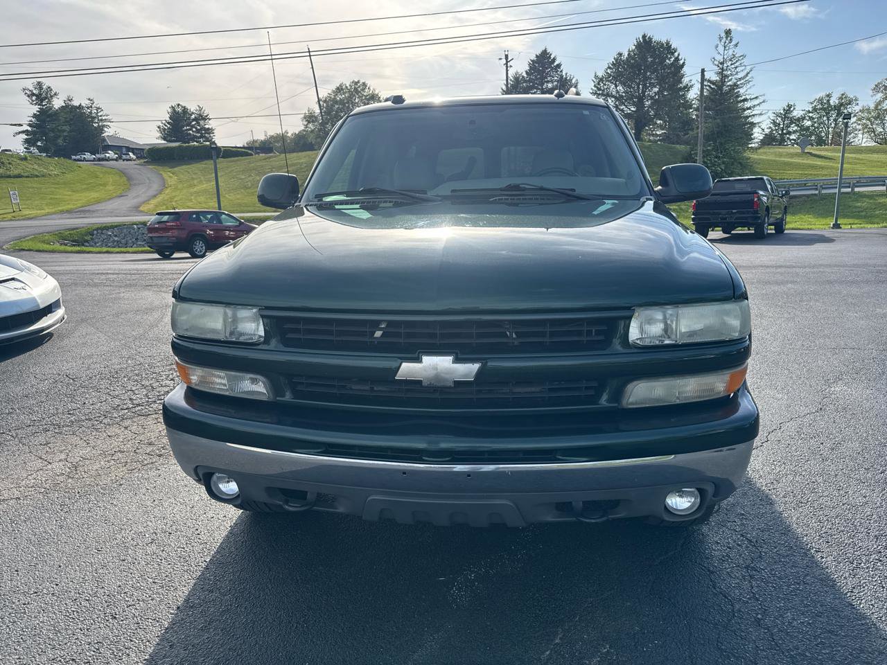 Used 2004 Chevrolet Suburban Z71 w/ Preferred Equipment Group AWD/4WD image 2