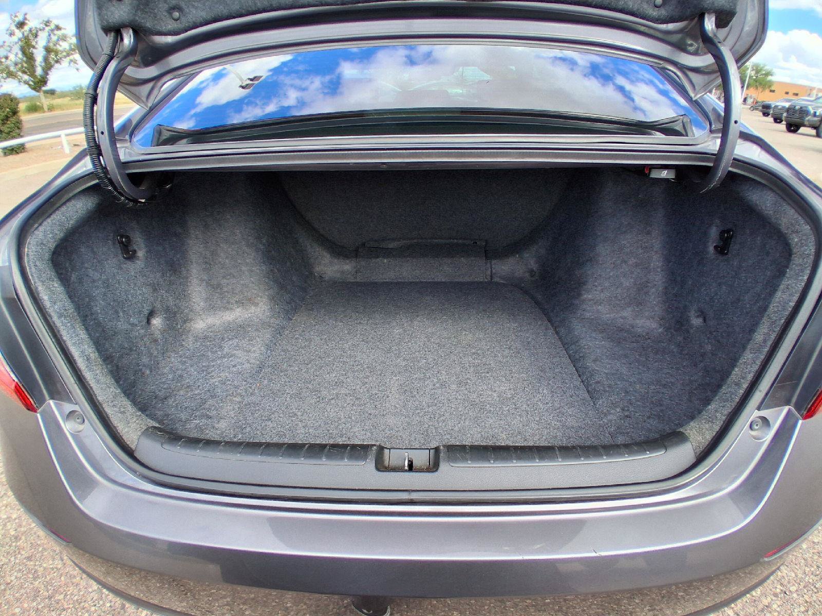 Used 2021 Honda Accord LX image 23