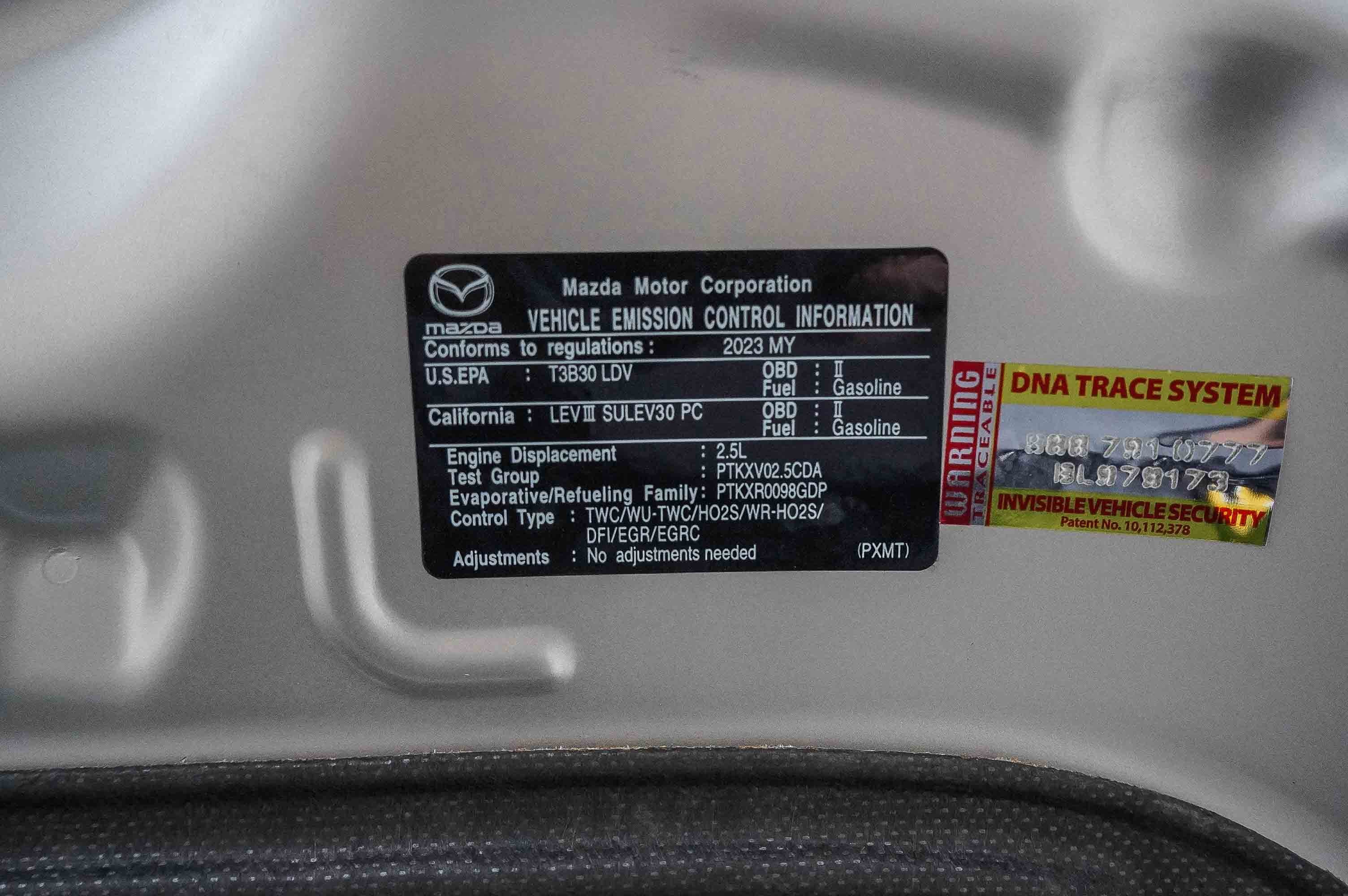 Used 2023 MAZDA MAZDA3 s image 29