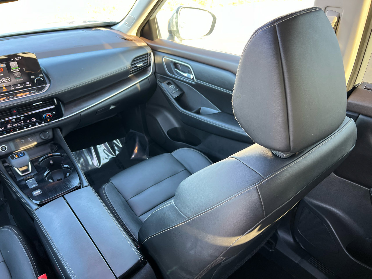 Used 2021 Nissan Rogue SL w/ Premium Package image 54