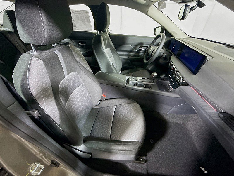 New 2026 Nissan Sentra SV w/ SV Convenience Package FWD image 26