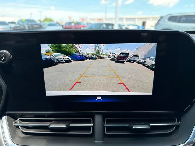Used 2025 Chevrolet Trax ACTIV w/ Sunroof Package FWD image 14