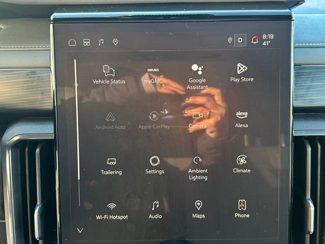 Used 2025 GMC Acadia AT4 w/ Luxury Package image 34