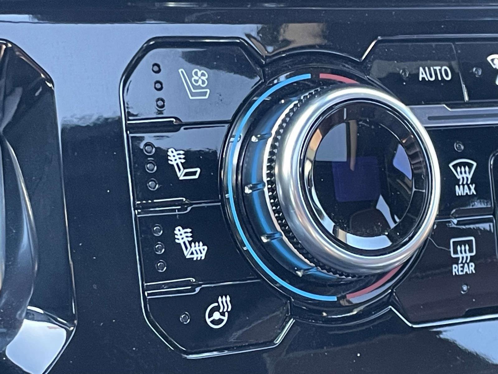 Certified 2025 GMC Sierra 1500 Denali Ultimate image 5